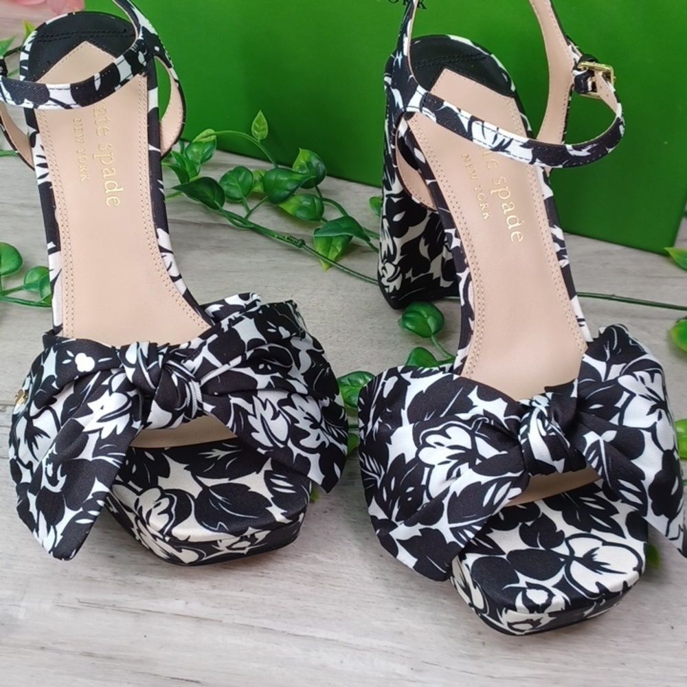 Kate Spade New York Lucie Tropical Foliage Floral Print Platform Sandals NIB - Picture 4 of 12